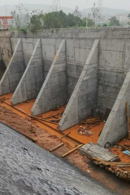 镇江丹阳锚杆式挡土墙